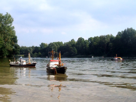 Arbeitsschiff im Einsatz